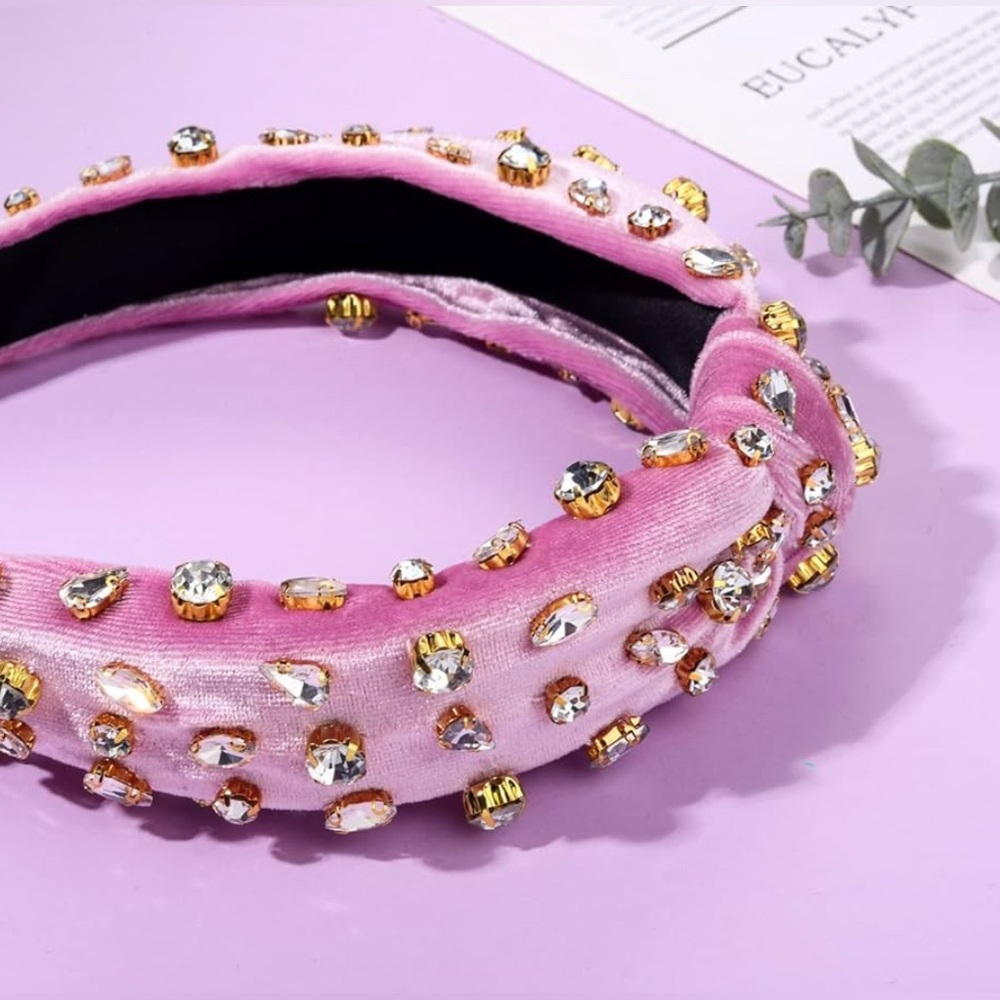 ✨ Rhinestone Knotted Velvet Headband – Pink Rainbow Crystal ✨ - Picture 4 of 10